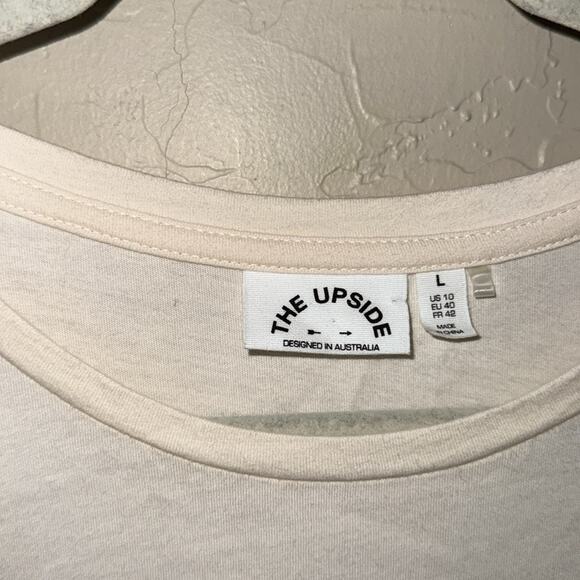 The upside graphic copped muscle tank - Picture 2 of 7